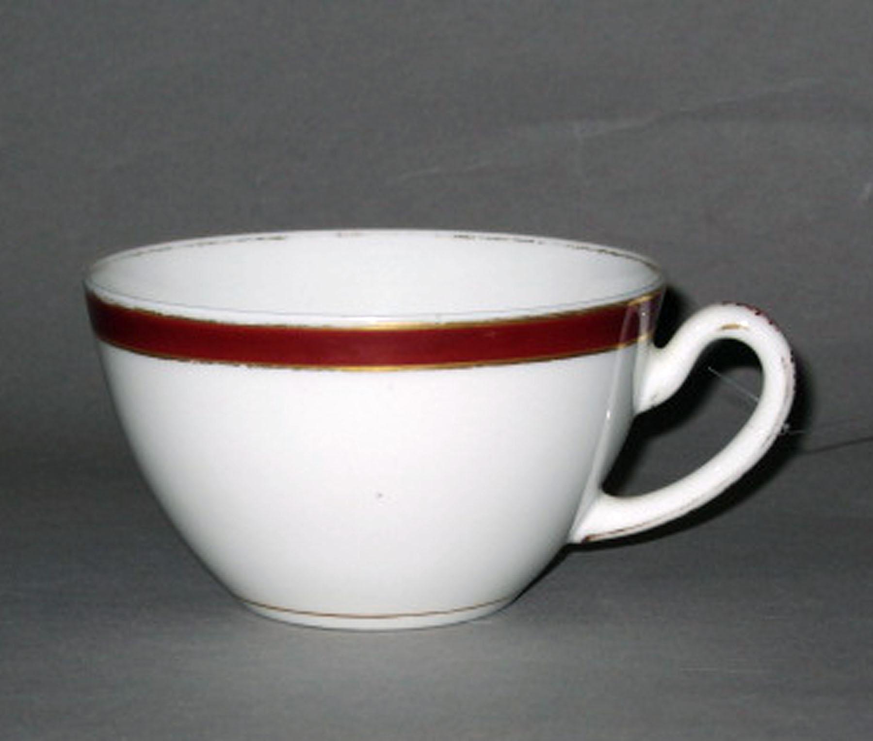 1965.0081.007 Porcelain teacup
