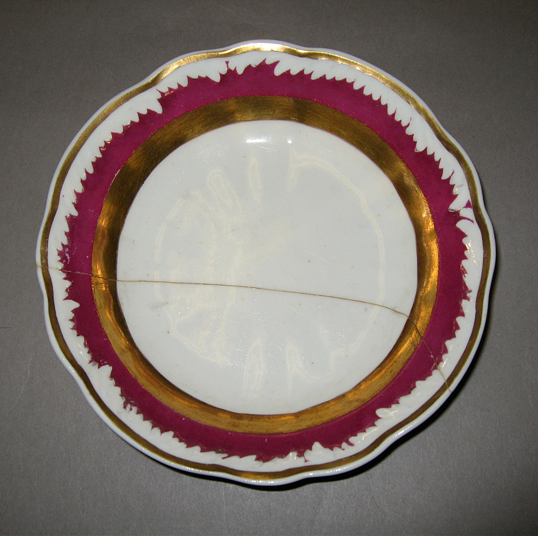 1965.0082.027 Saucer