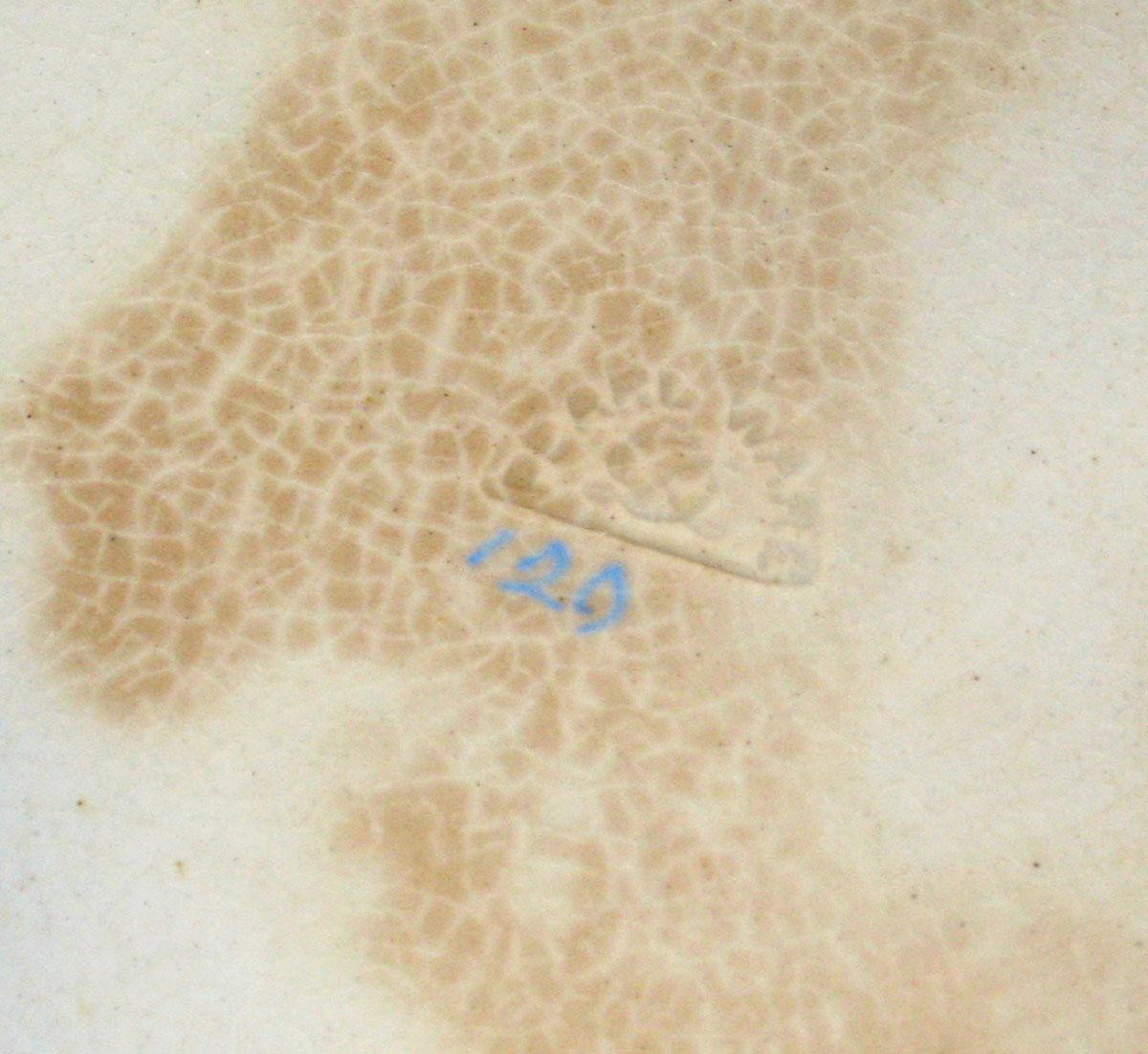 1965.0084 Pearlware plate (mark)