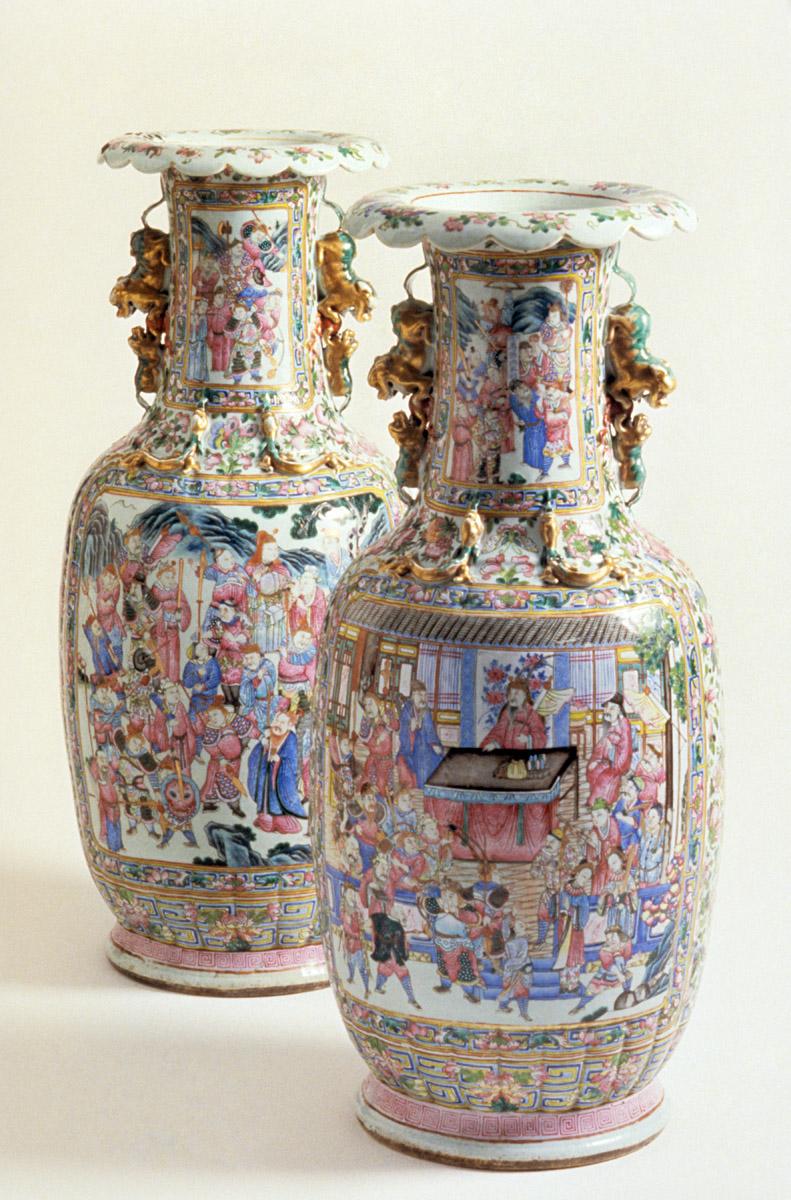 1965.0096.001, .002 Vases