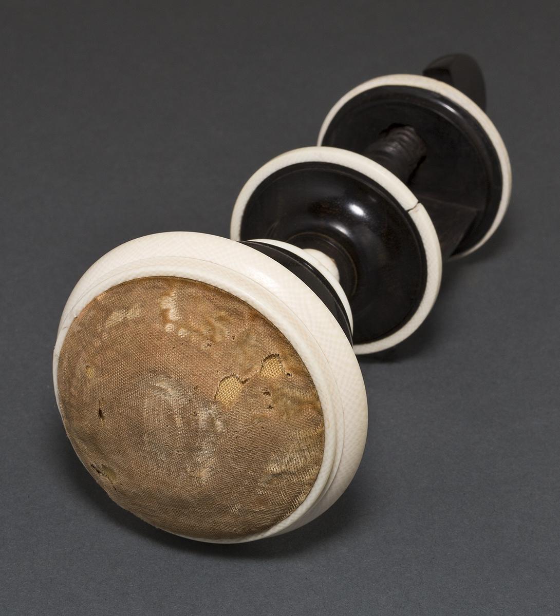 1965.0100 Pincushion Clamp, View 2