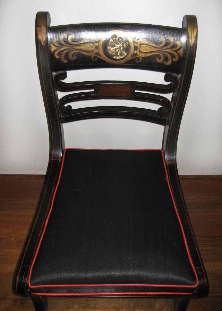 1965.0102.004 chair with cushion R1999.0002.004
