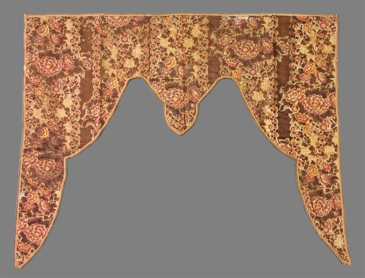 1965.0112.001 textile, printed obverse