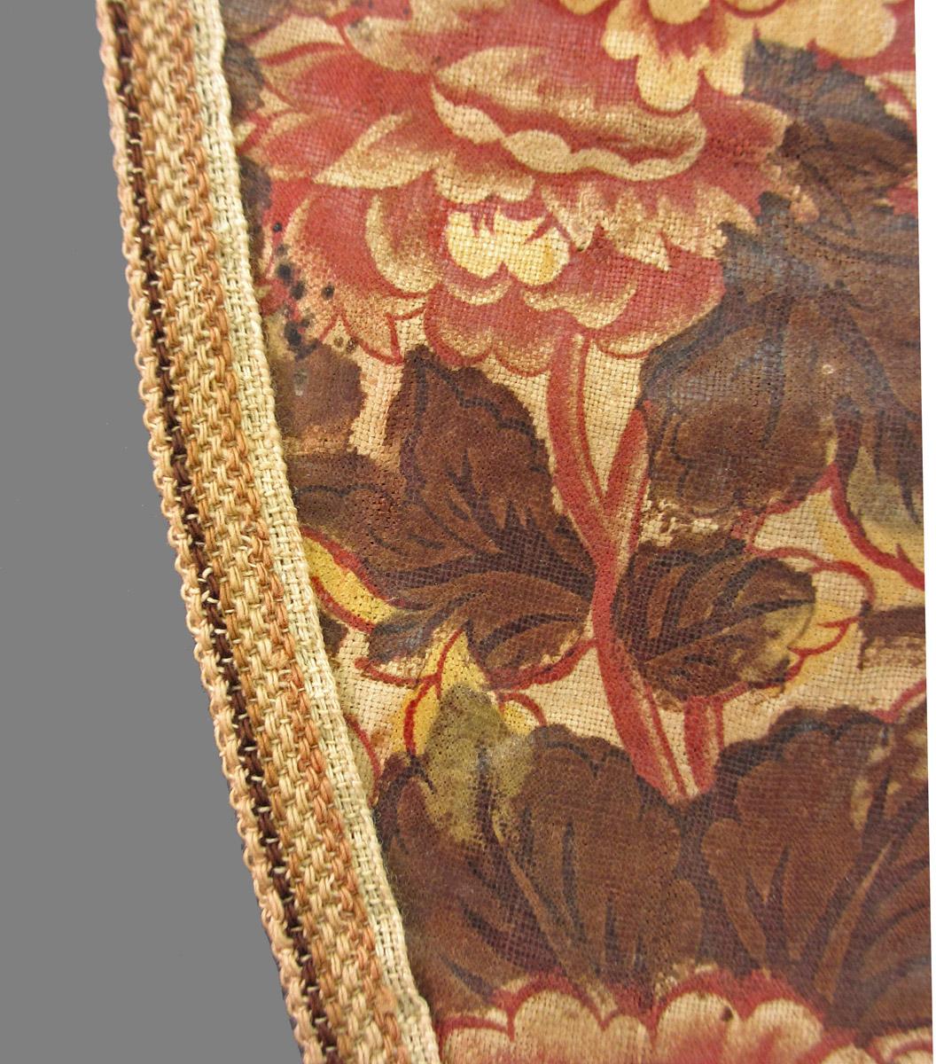 1965.0112.002 textile, printed detail