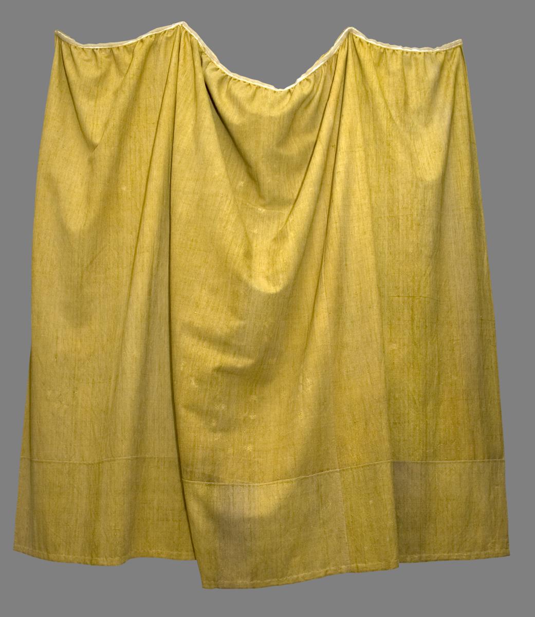 1955.0739.002 Bed Hanging, Headcloth