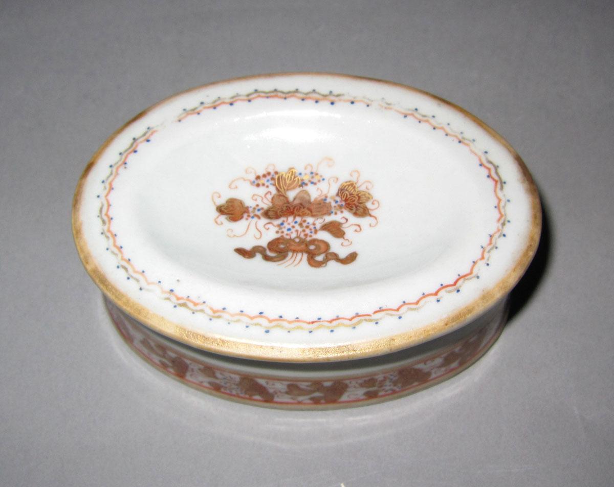 1965.0546 Porcelain salt dish