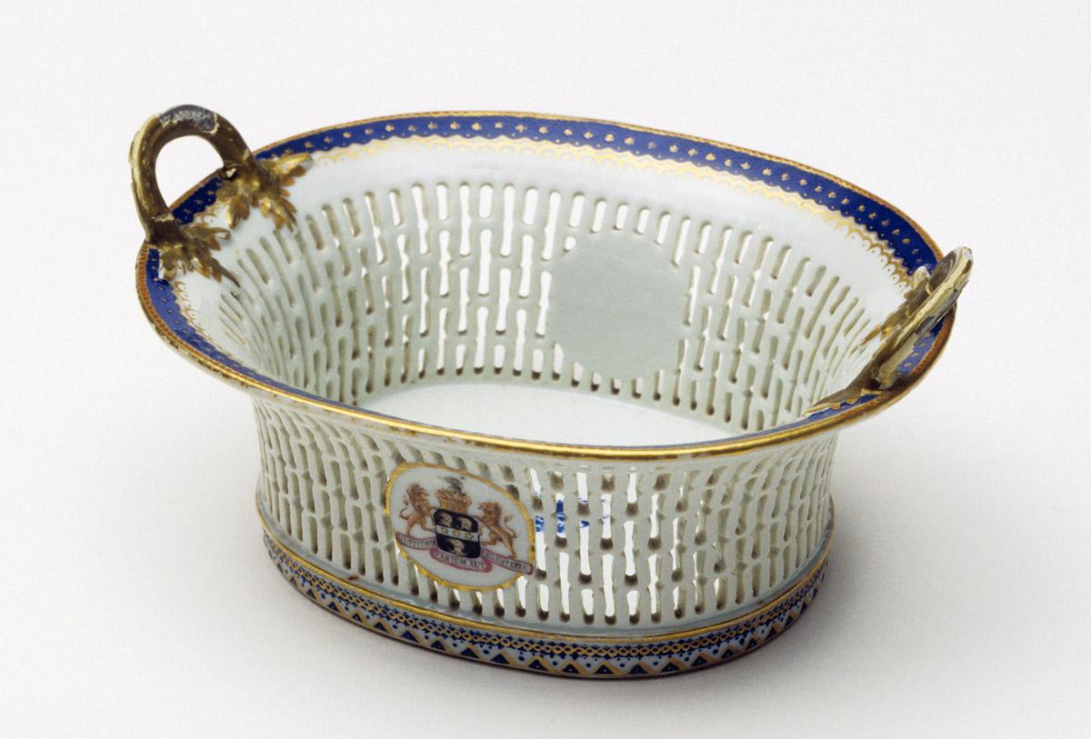 1965.0552 Basket, view 2