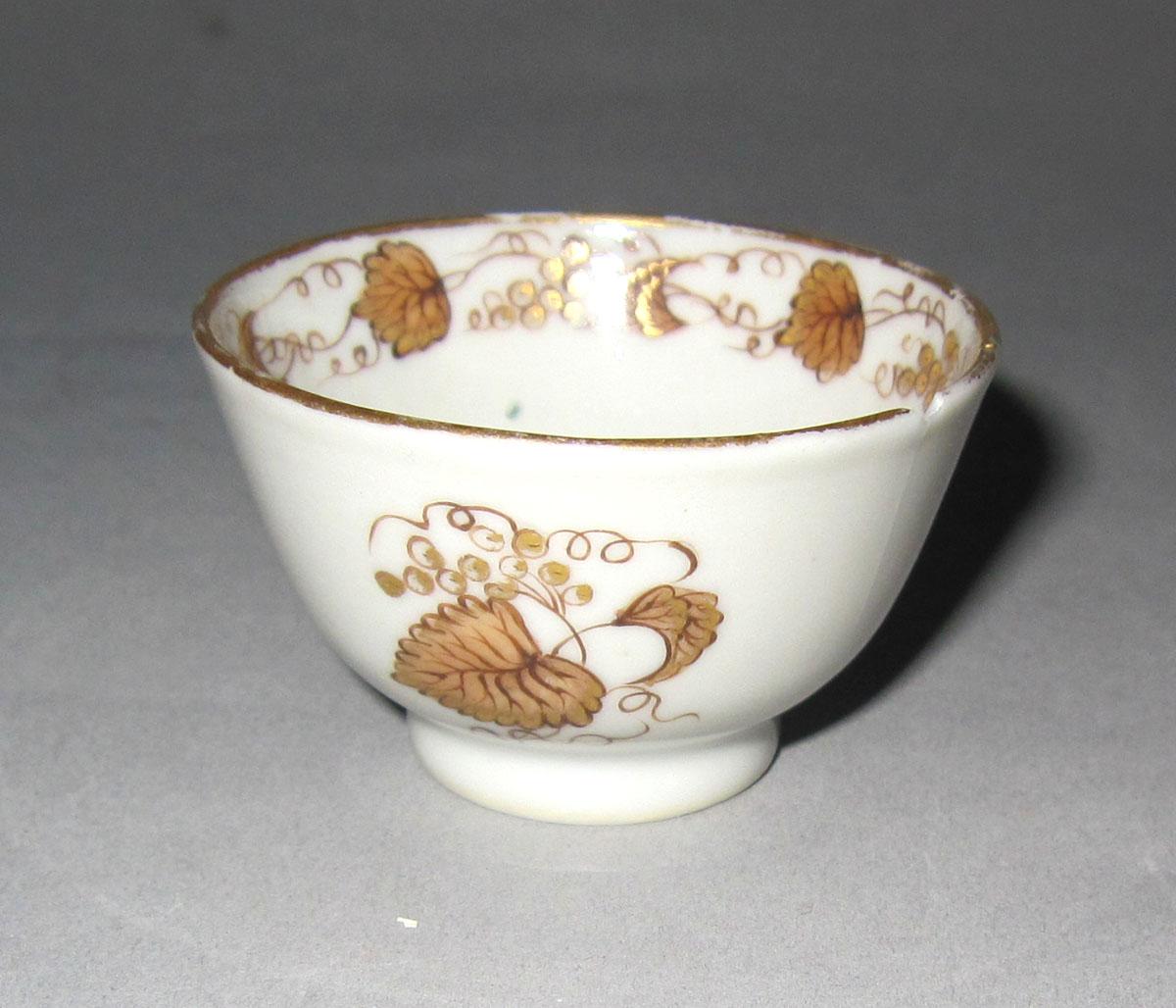 1965.0557.010 Porcelain miniature cup