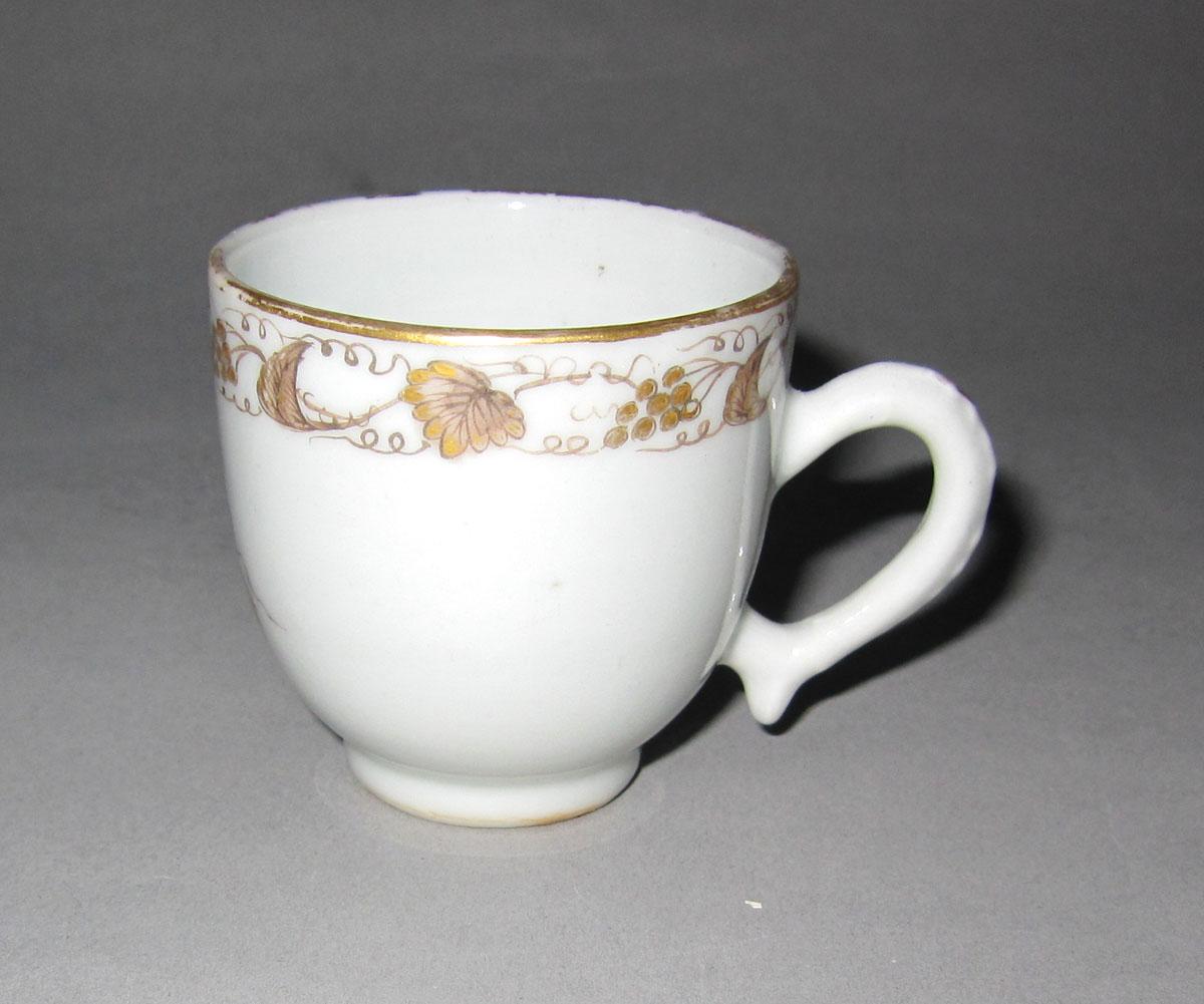 1965.0557.016 Porcelain miniature cup