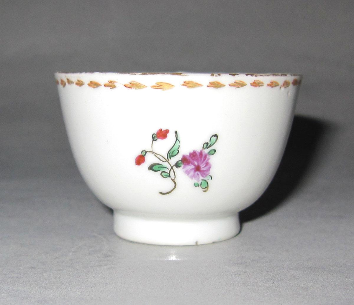 1965.0558.002 Porcelain teacup reverse