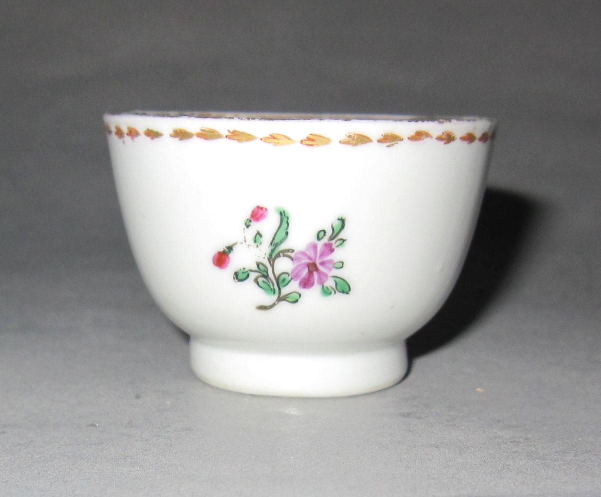 1965.0558.003 Porcelain teacup reverse