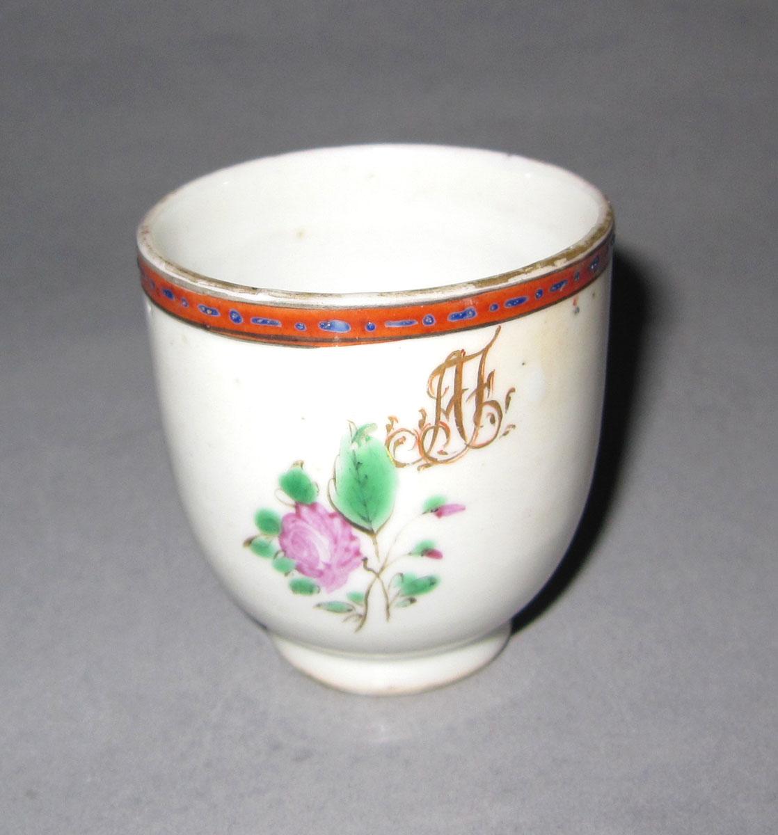 1965.0559.004 Porcelain coffee cup medallion