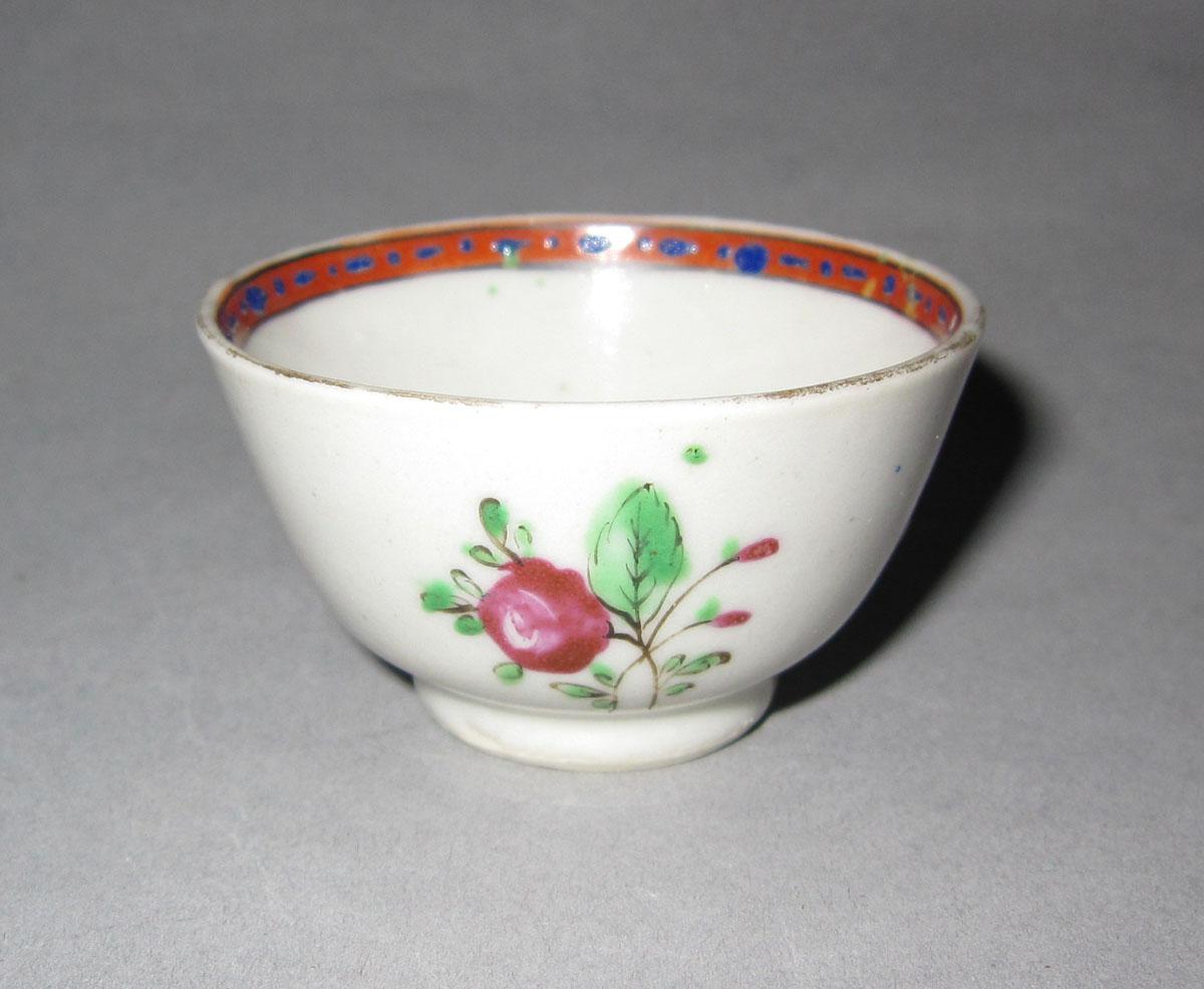 1965.0559.011 Porcelain teabowl