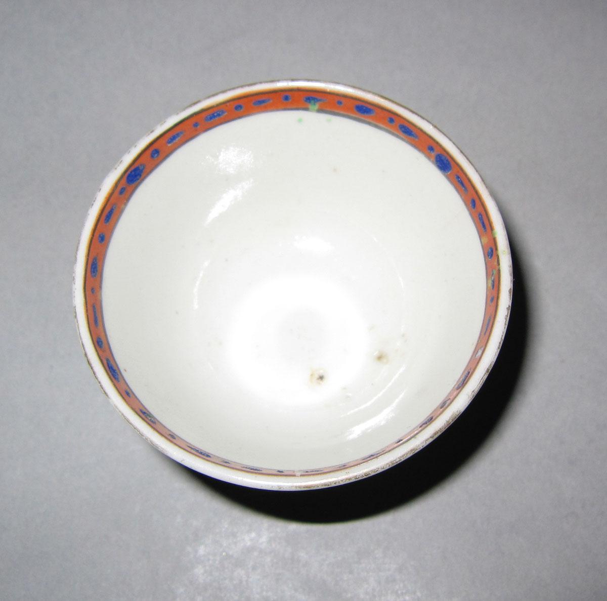 1965.0559.011 Porcelain teabowl top