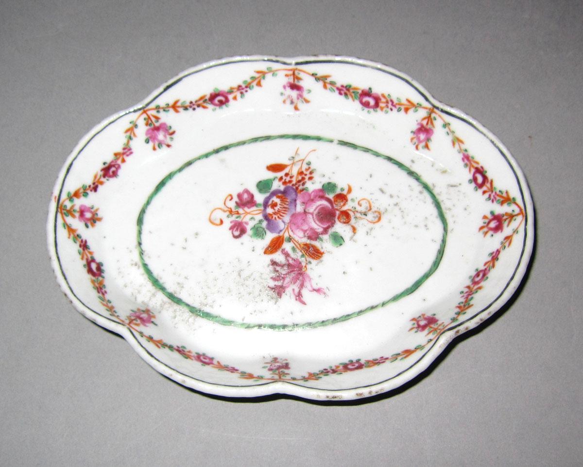 1965.0578 Porcelain spoon tray