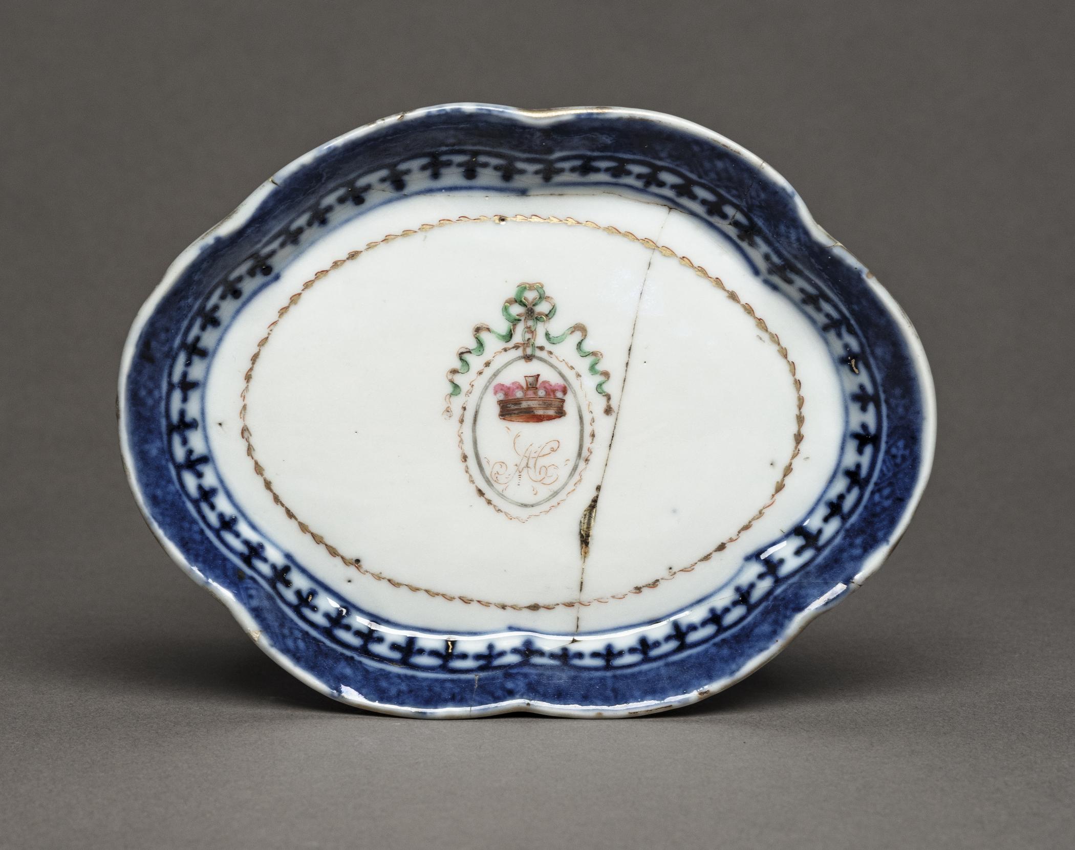 1965.0579 Spoon tray, view 1