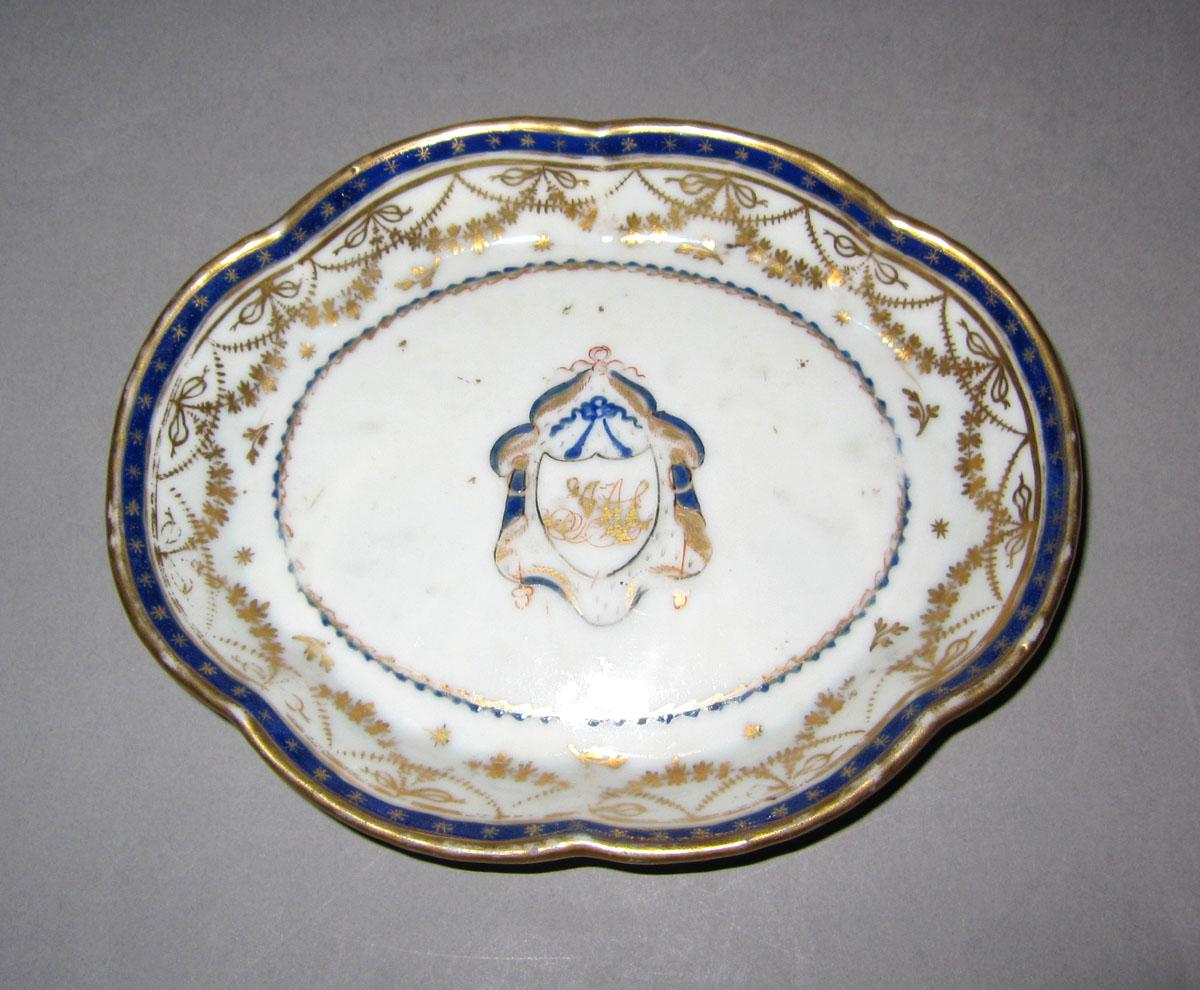 1965.0583 Porcelain spoon tray
