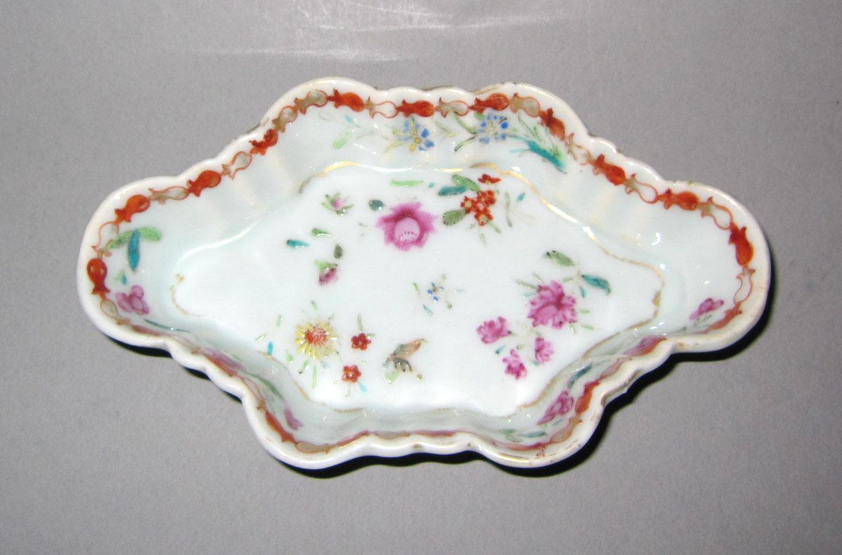 1965.0599 Porcelain spoon tray