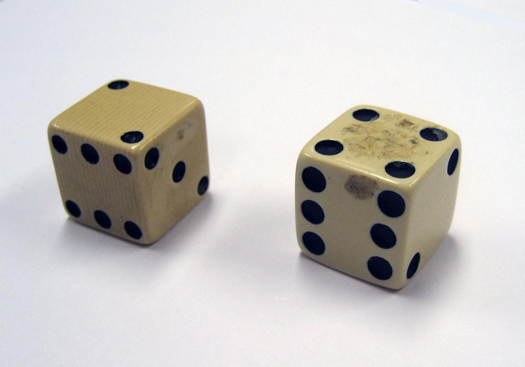 1965.0634.001-002 Dice