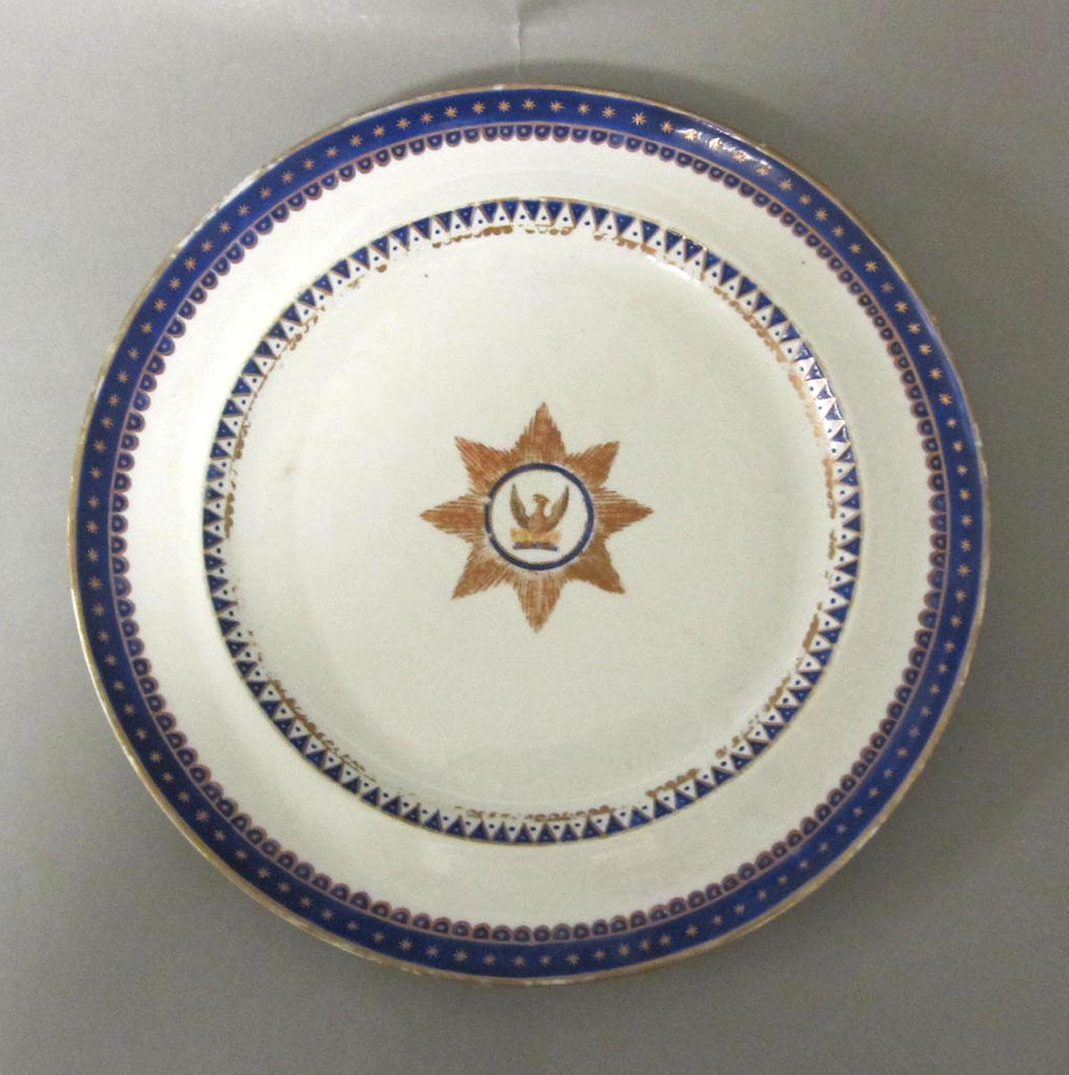 1965.0705.004 Porcelain plate