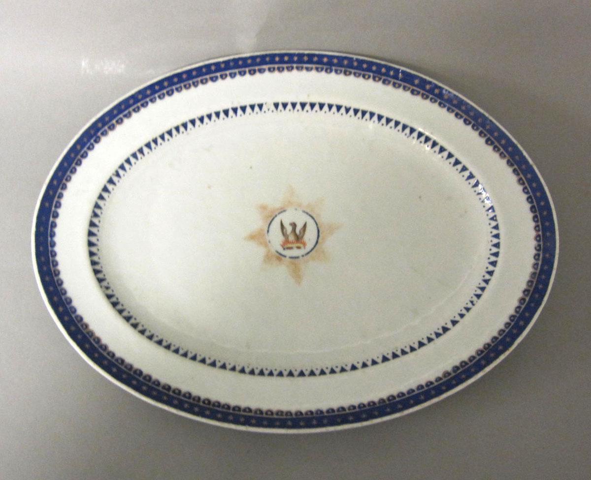 1965.0705.018 Porcelain platter
