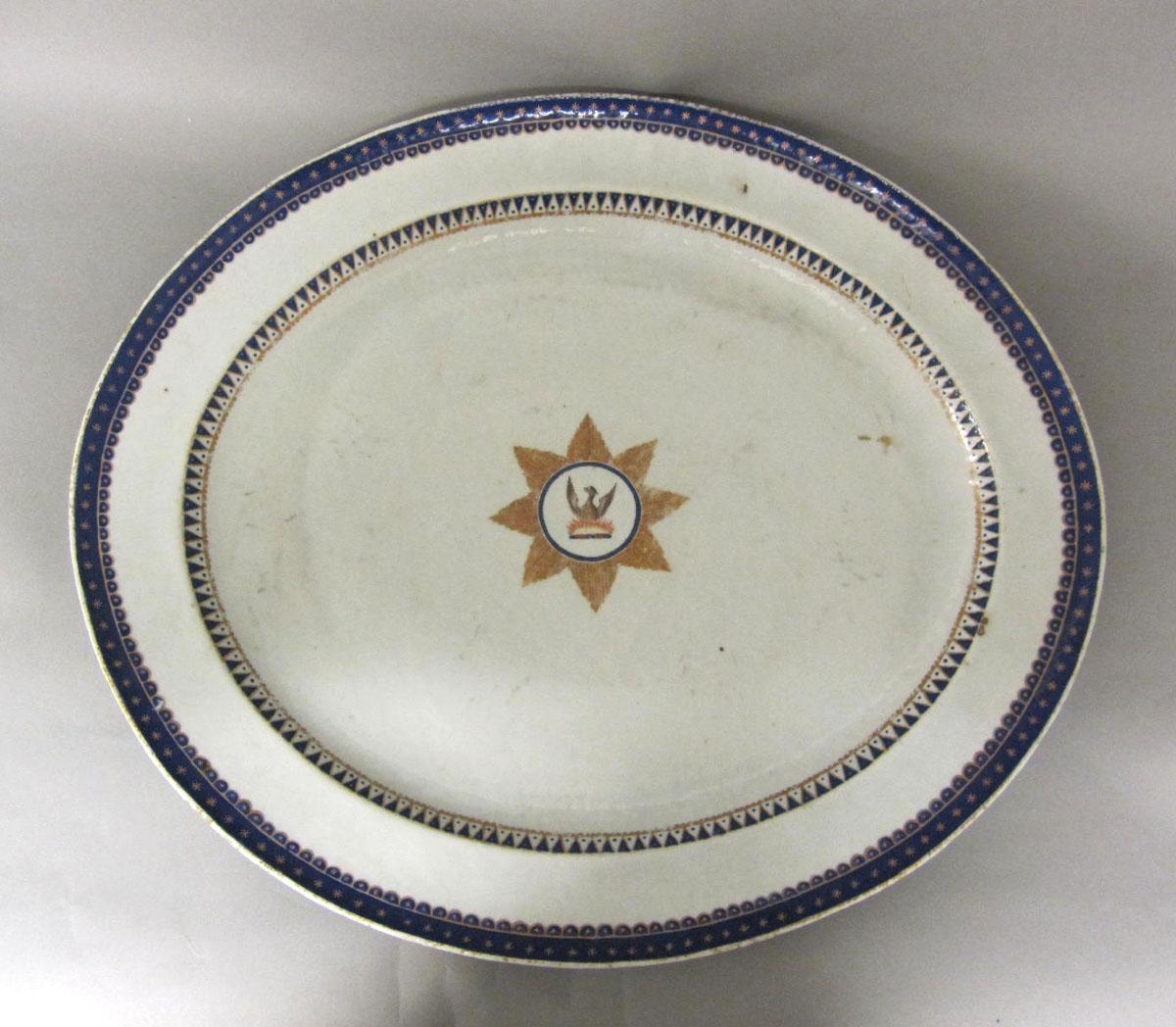 1965.0705.024 Porcelain platter