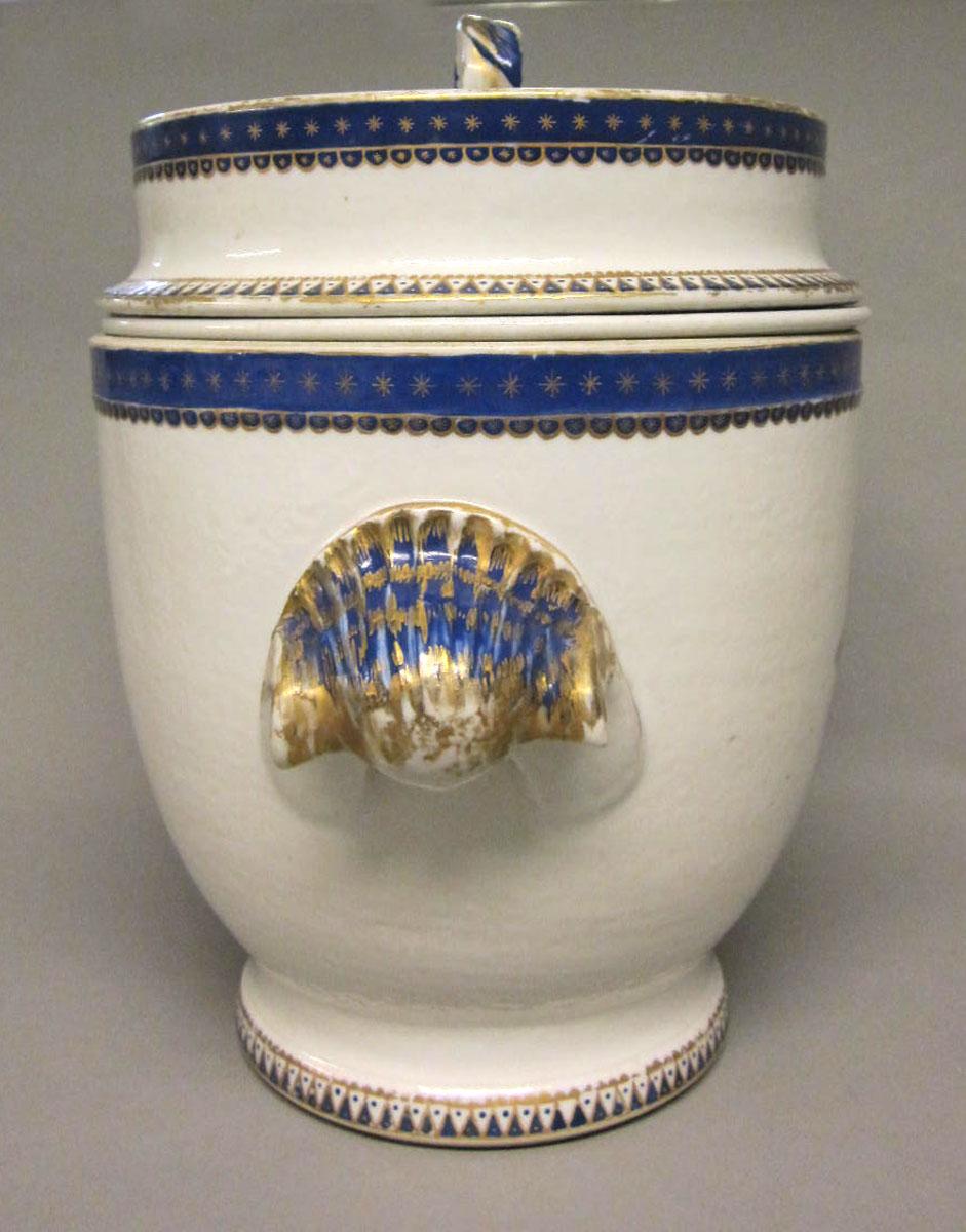 1965.0706.001 A,B,C Porcelain glacier handle