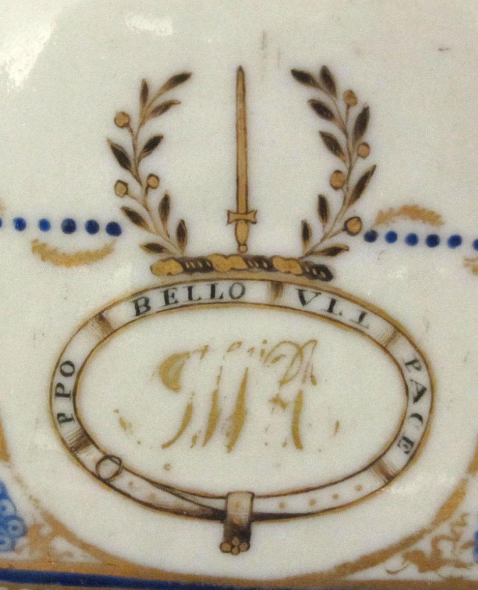 1965.0711.002 A,B Porcelain tureen detail