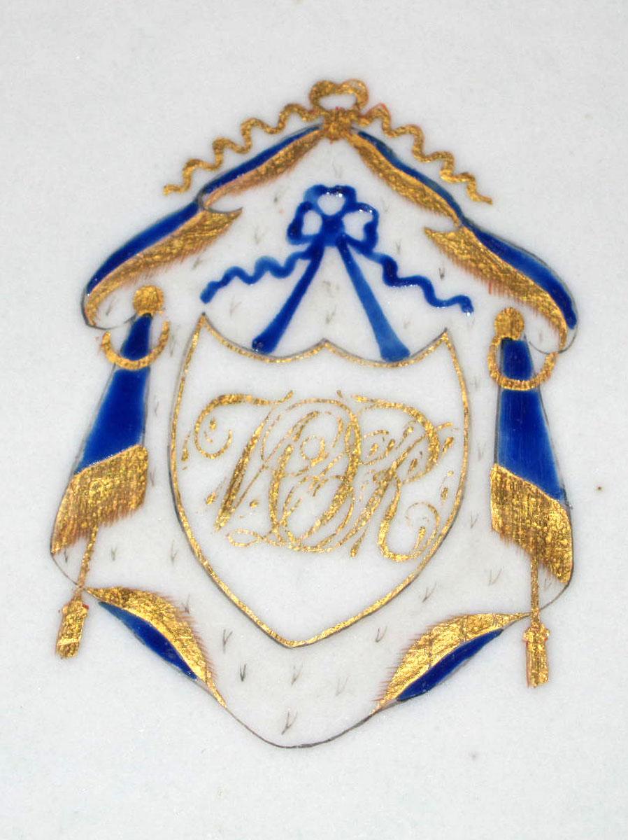 1965.0712.006 Porcelain platter detail