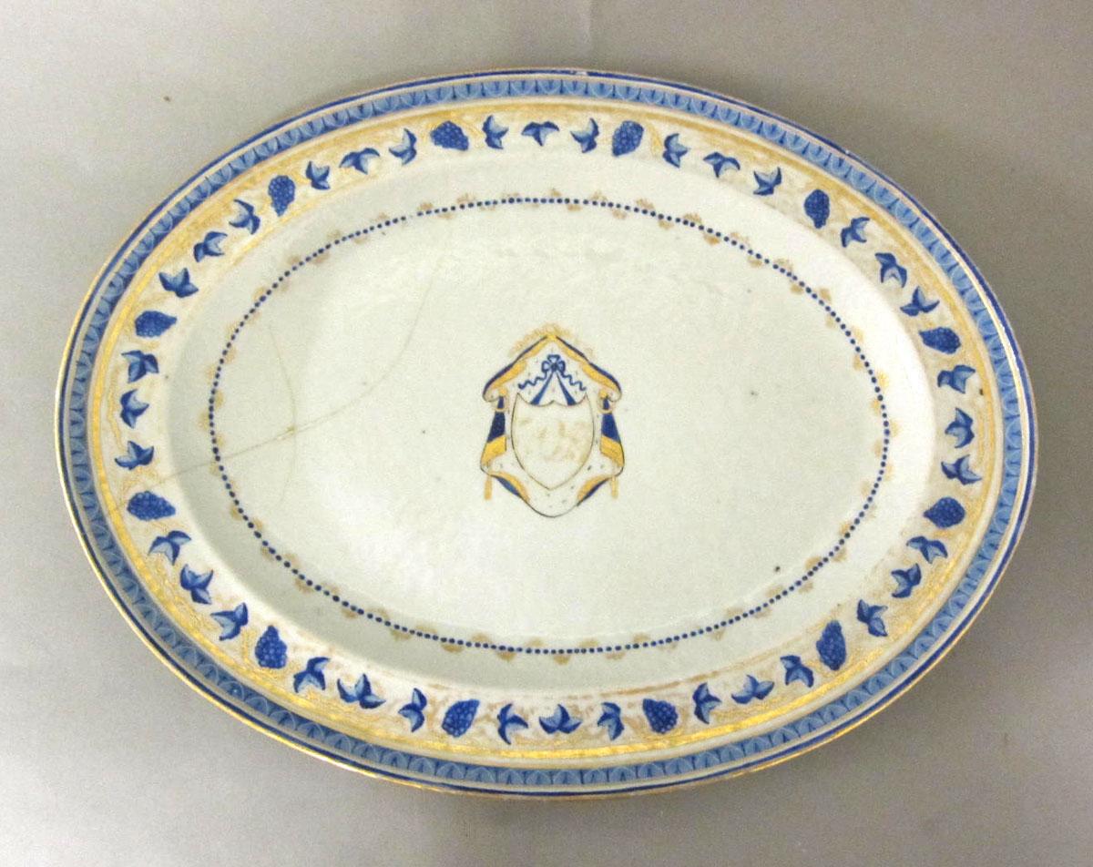 1965.0712.007 Porcelain platter