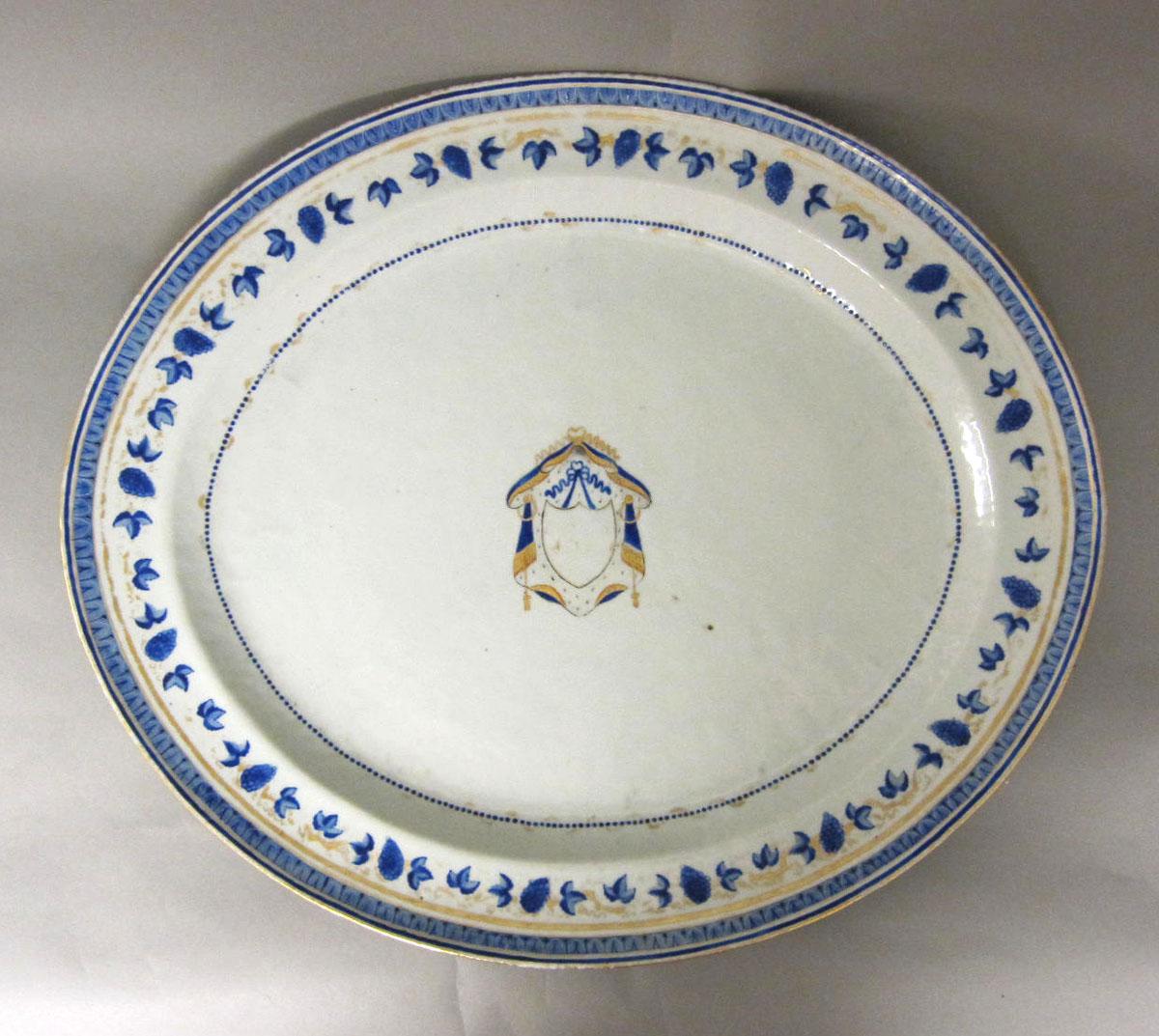 1965.0712.018 Porcelain platter