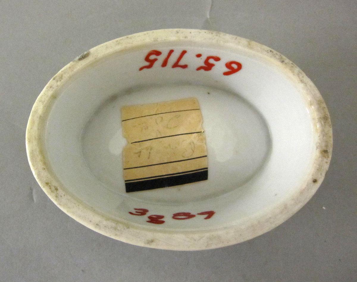 1965.0715 Porcelain salt label