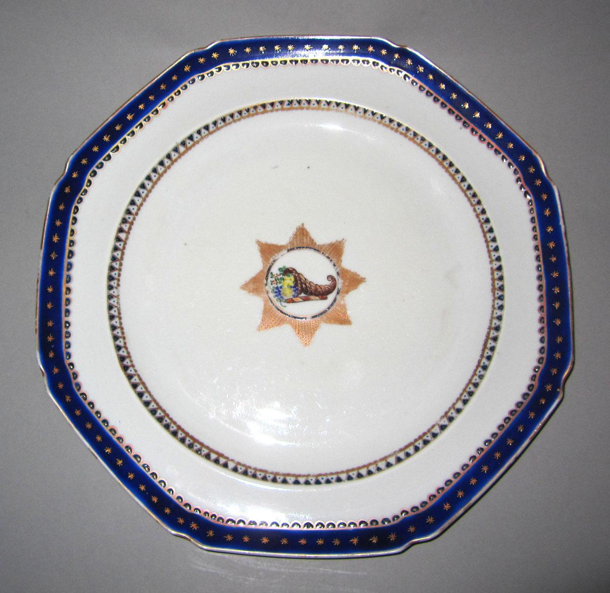 1965.0718.014 Porcelain plate