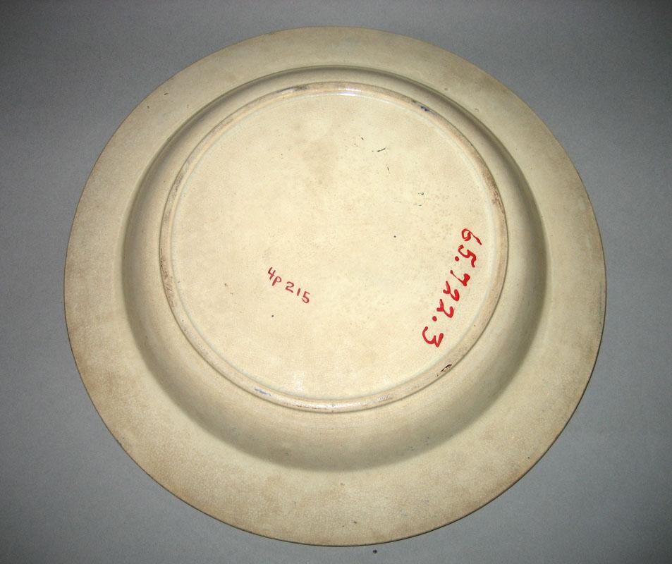1965.0722.003 Plate or bowl underside