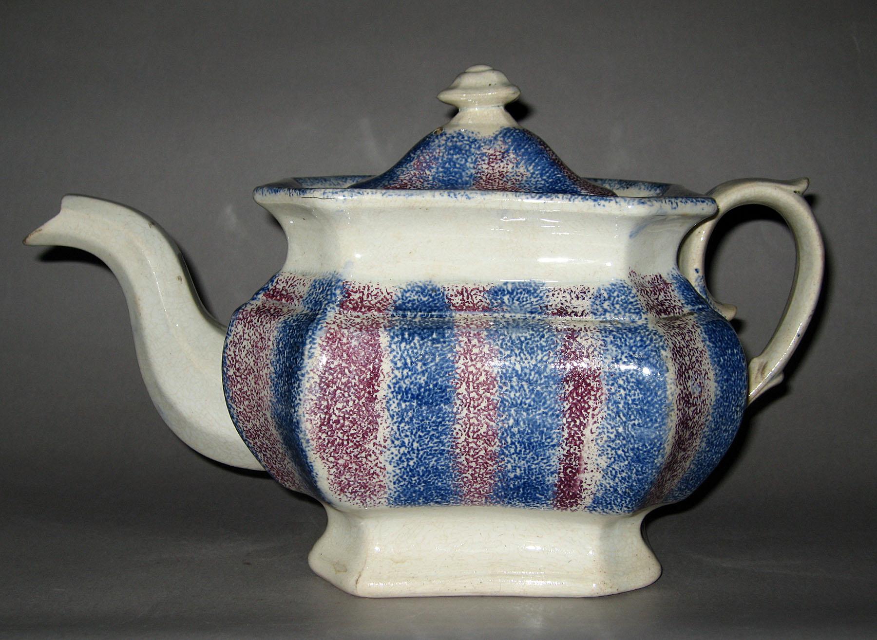 1965.0731 Spatterware teapot
