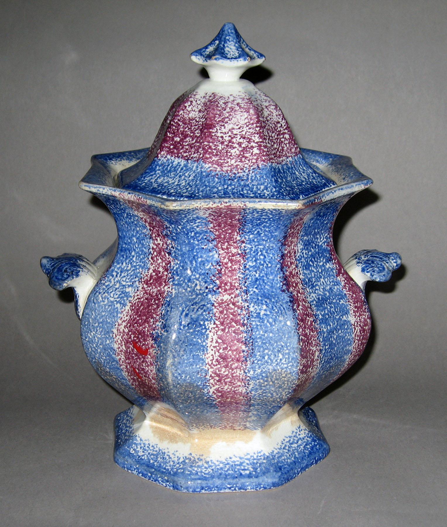1965.0732 Spatterware sugarbowl