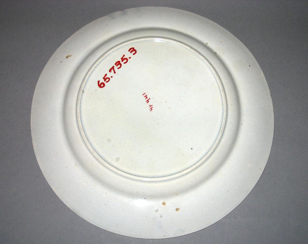 1965.0735.003 Plate underside