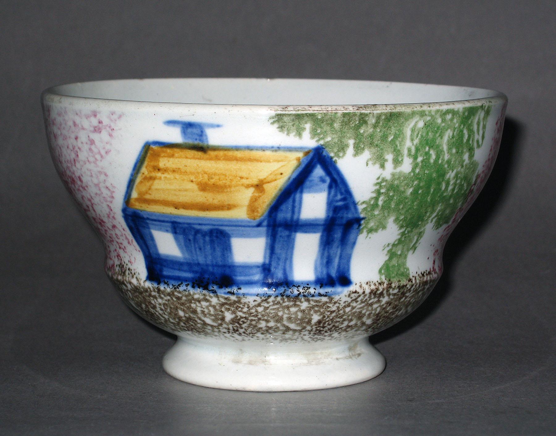 1965.0746.007 Spatterware teabowl