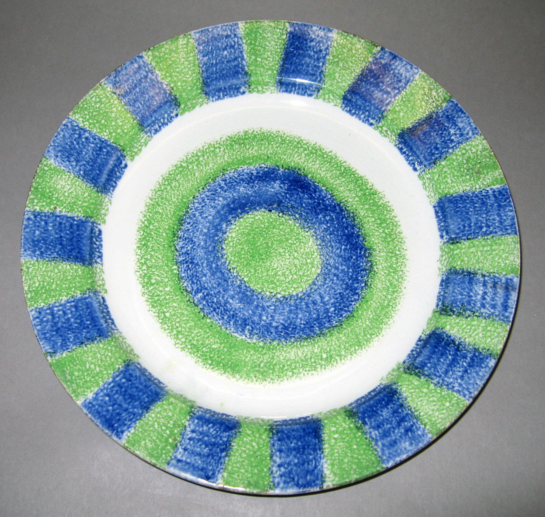 1965.0766.001 Spatterware plate