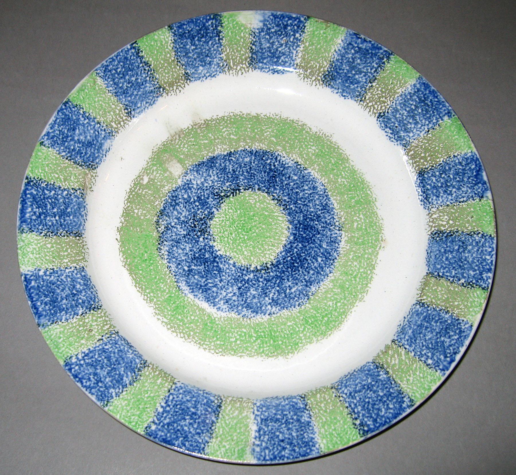 1965.0766.003 Spatterware plate