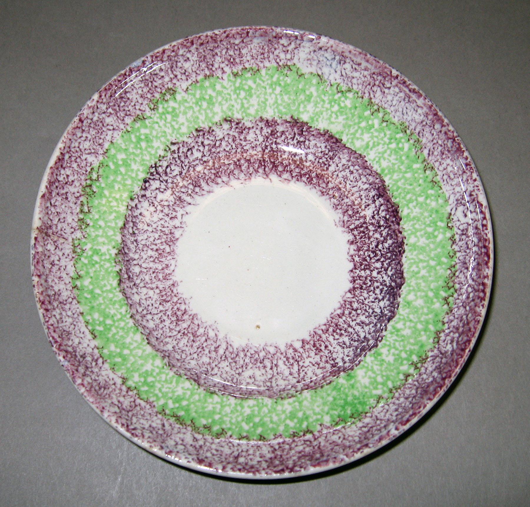 1965.0807 Spatterware saucer