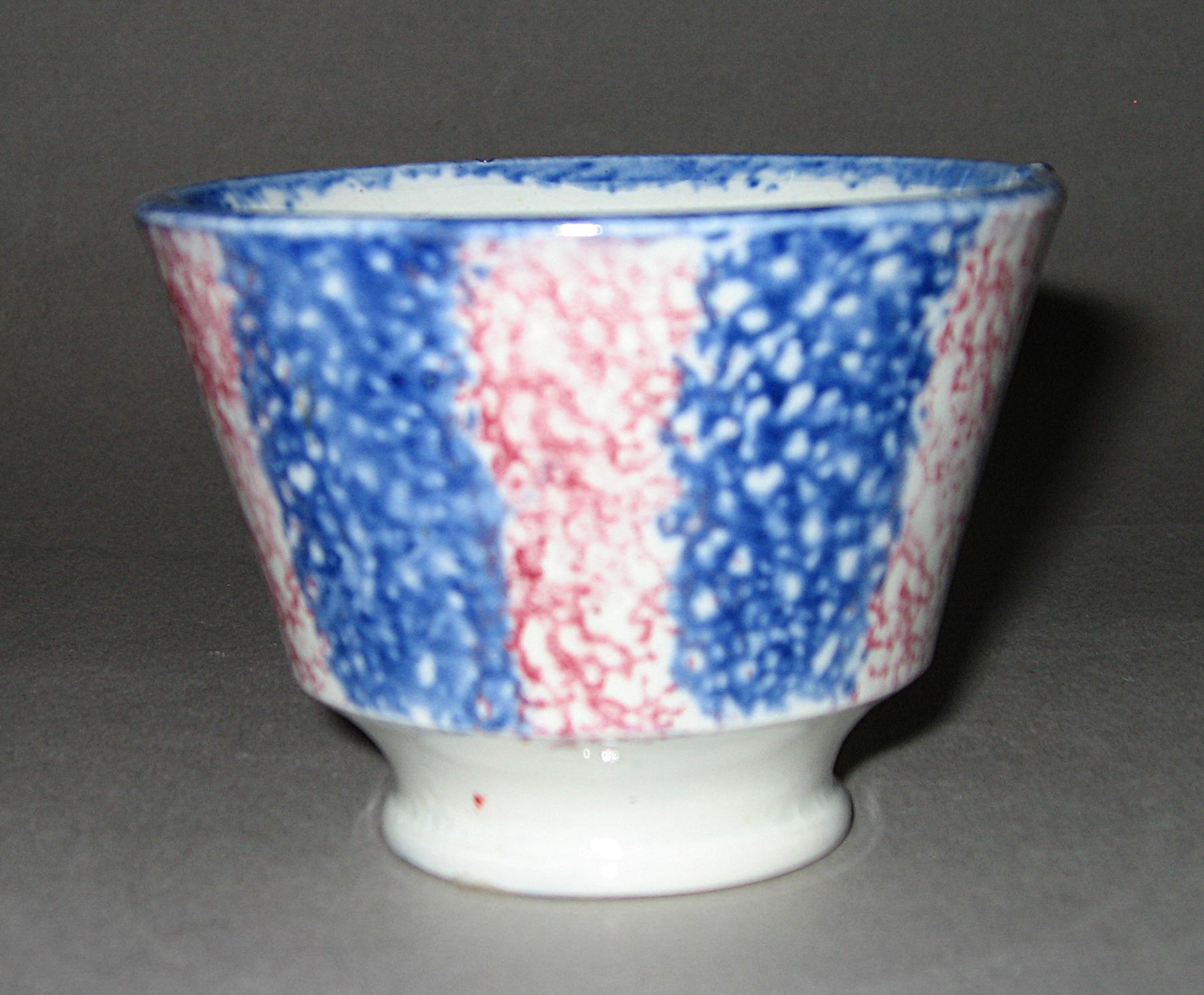 1965.0814 Spatterware teabowl