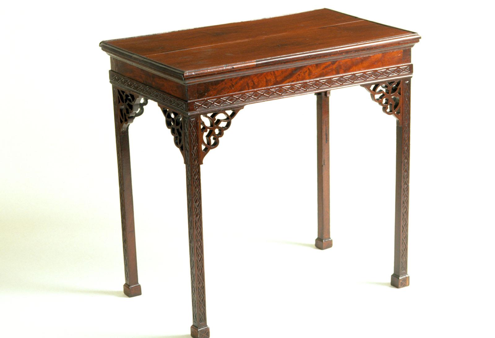 1952.0141 Table