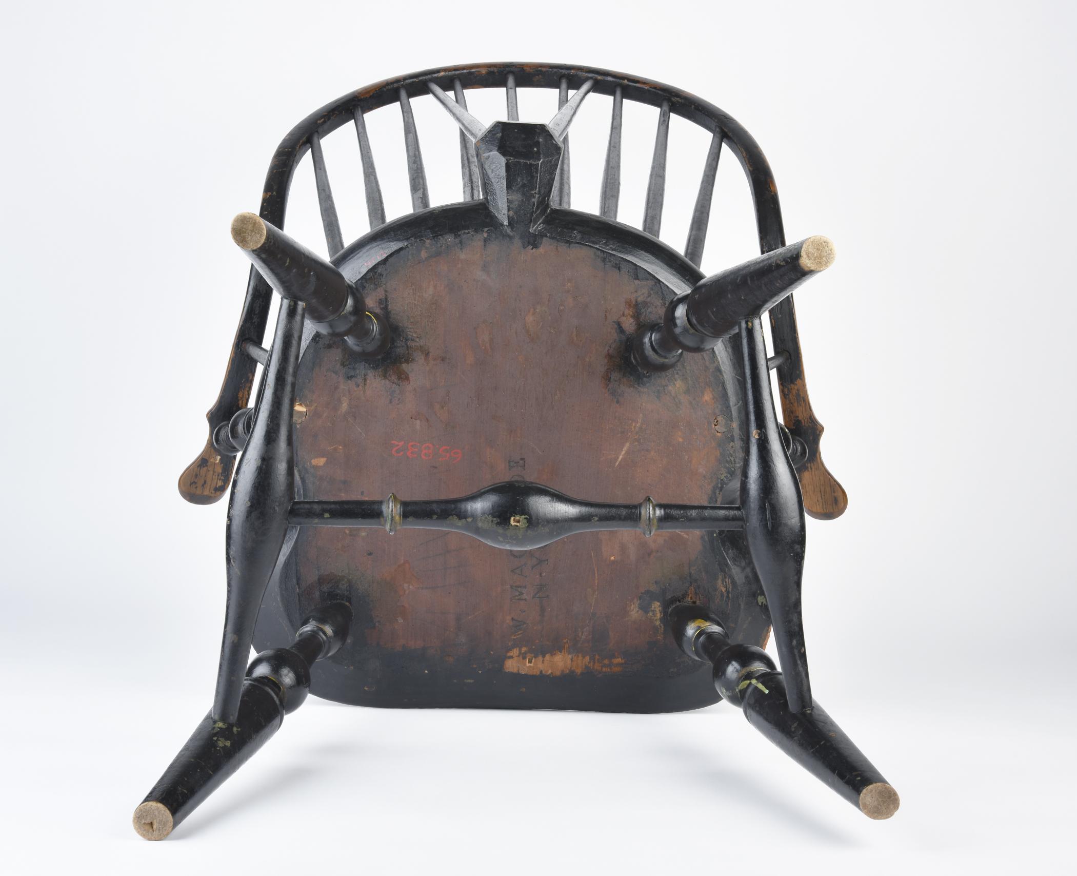 1965.0832 Chair, view 2