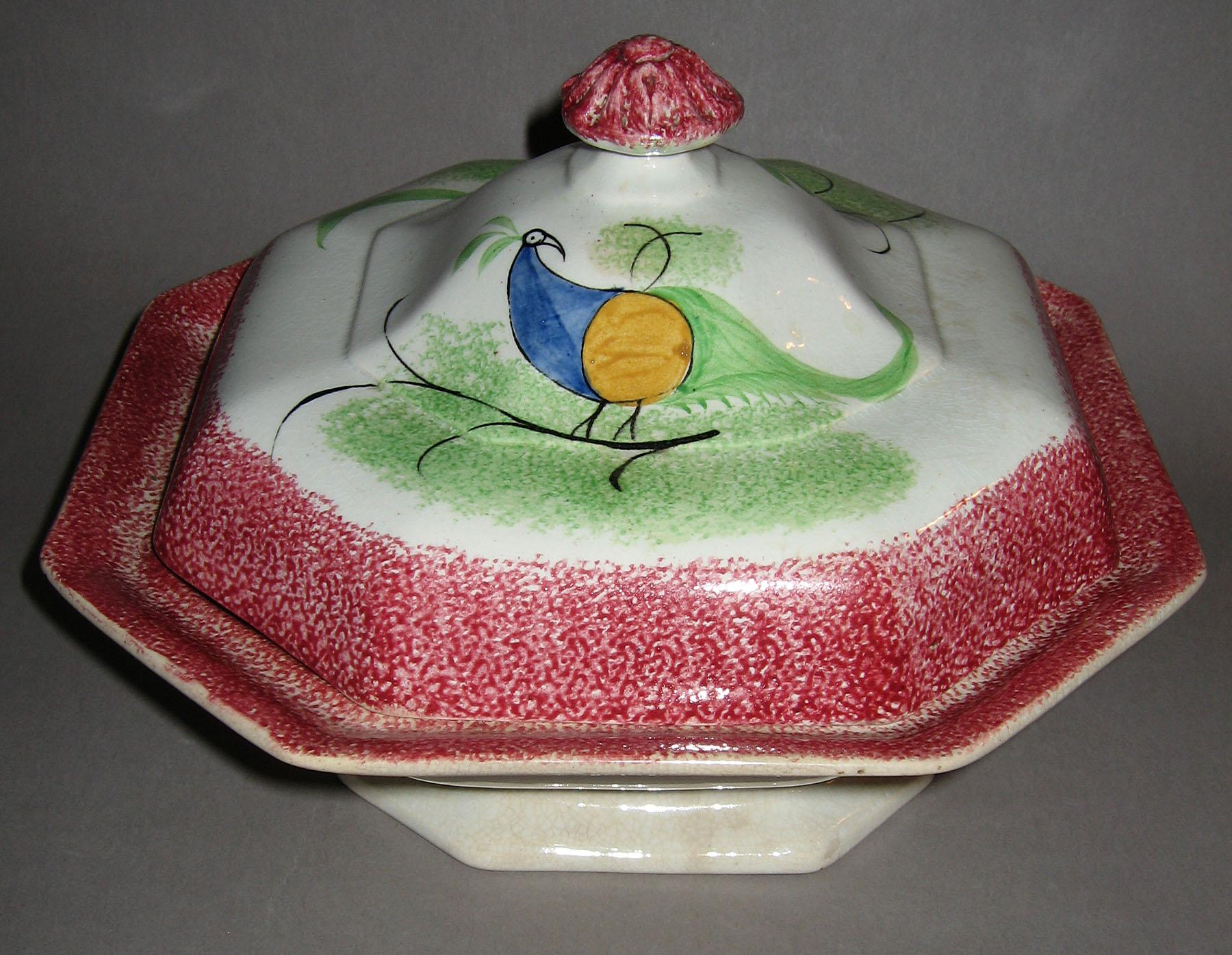 1965.0839.001 A, B Pink spatterware peafowl dish