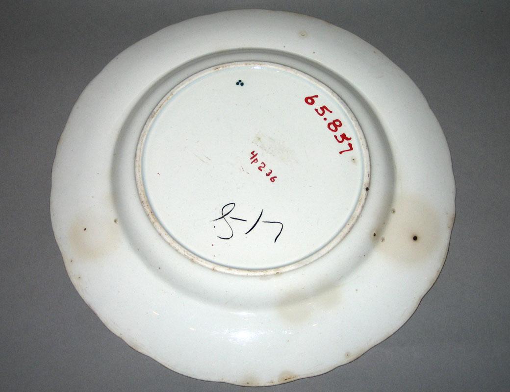 1965.0857 Plate underside