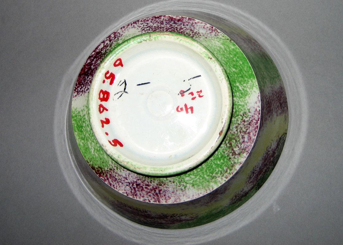 1965.0862.005 Bowl underside