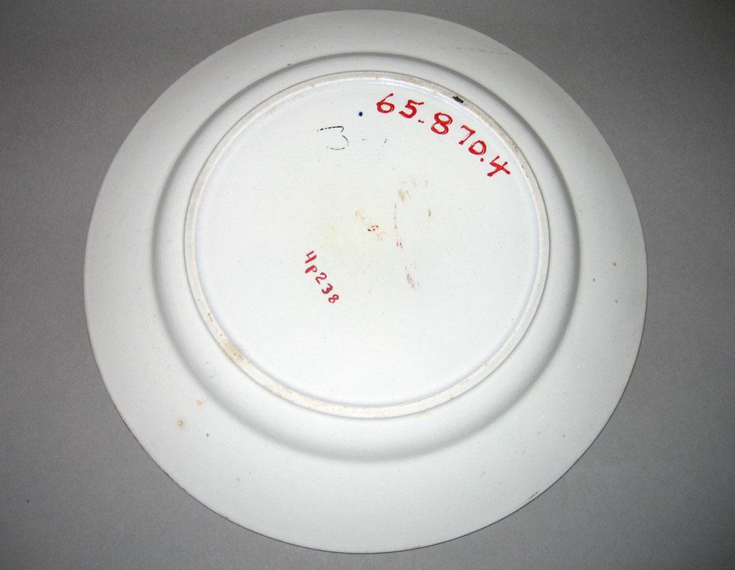 1965.0870.004 Plate underside