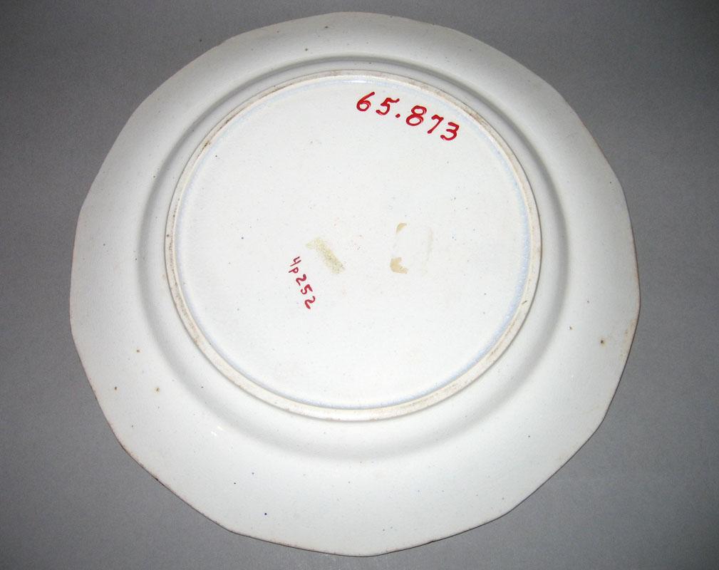 1965.0873 Plate underside