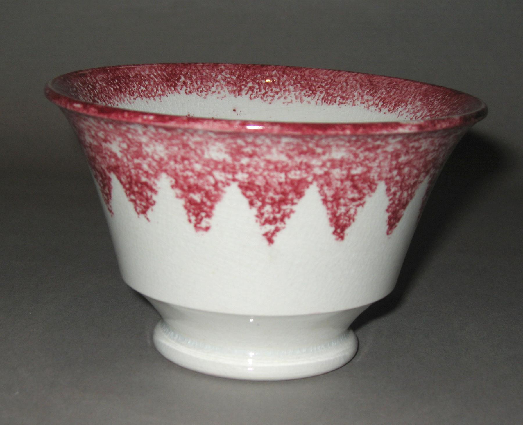 1965.0903.001 Spatterware teabowl (profile)
